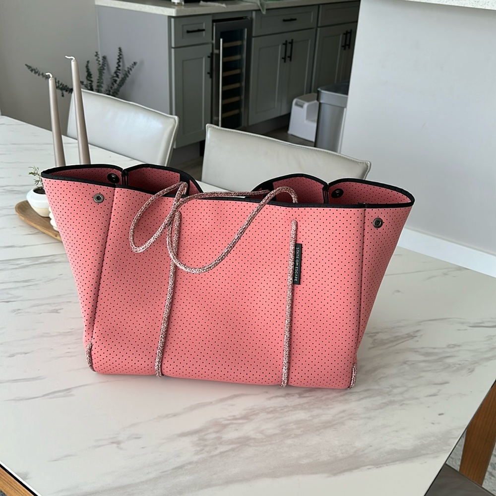 State of Escape Tote Maui Beach Pool Bag